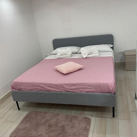 נאפולי Casa Vacanza Rosa מראה חיצוני תמונה