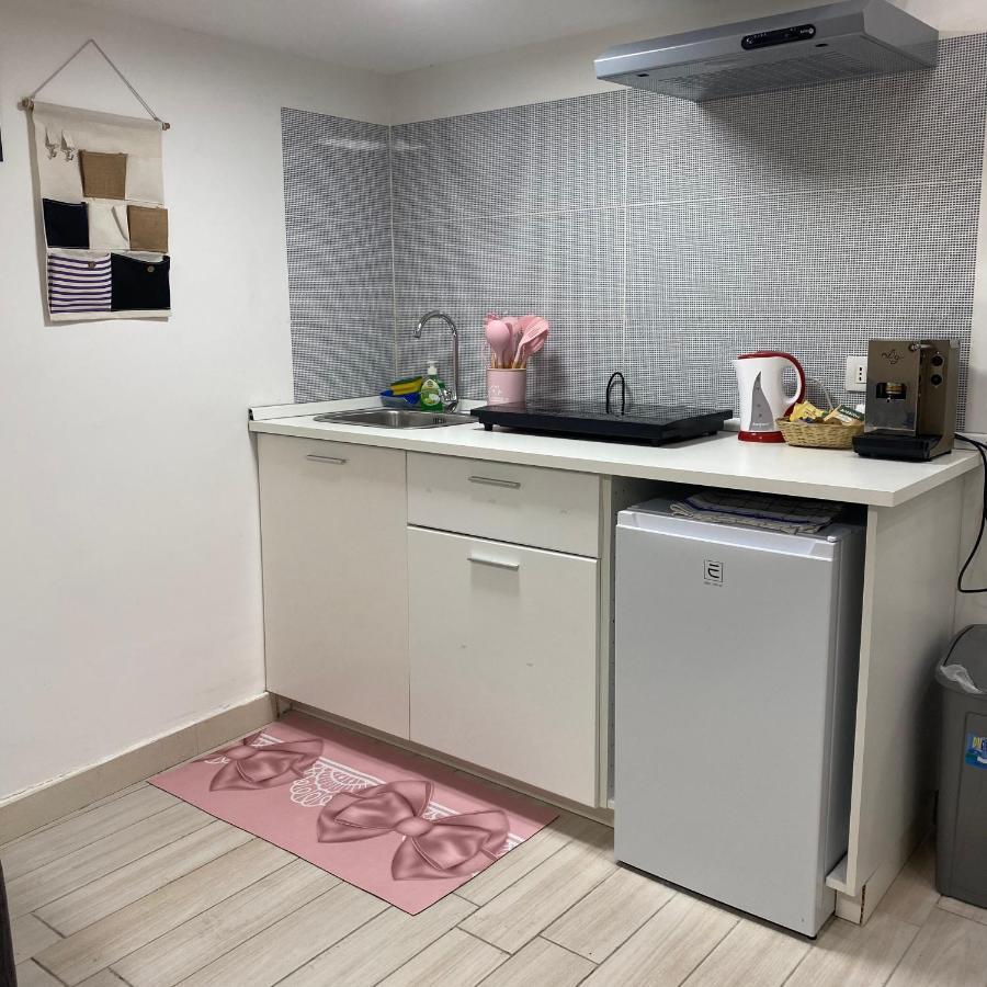 נאפולי Casa Vacanza Rosa מראה חיצוני תמונה