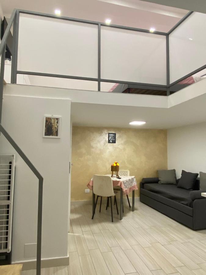 נאפולי Casa Vacanza Rosa מראה חיצוני תמונה