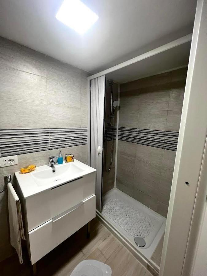 נאפולי Casa Vacanza Rosa מראה חיצוני תמונה